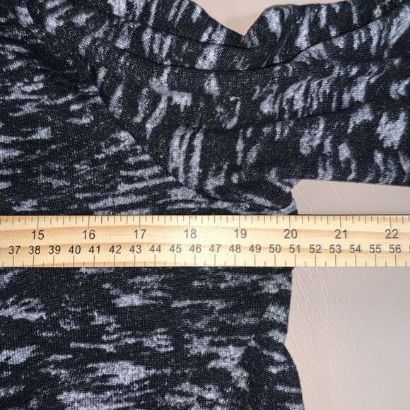 LuLaRoe Women’s Cardigan Size M Black/Gray - Picture 4 of 6